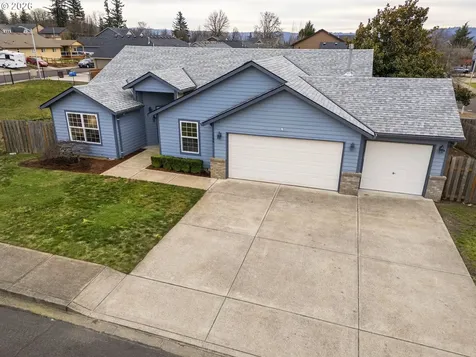 1340 Fairway Drive Washougal WA 98671