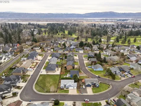 1340 Fairway Drive Washougal WA 98671