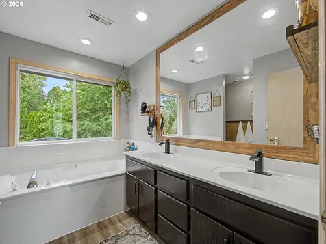 3008 SE Laura Avenue Gresham OR 97080