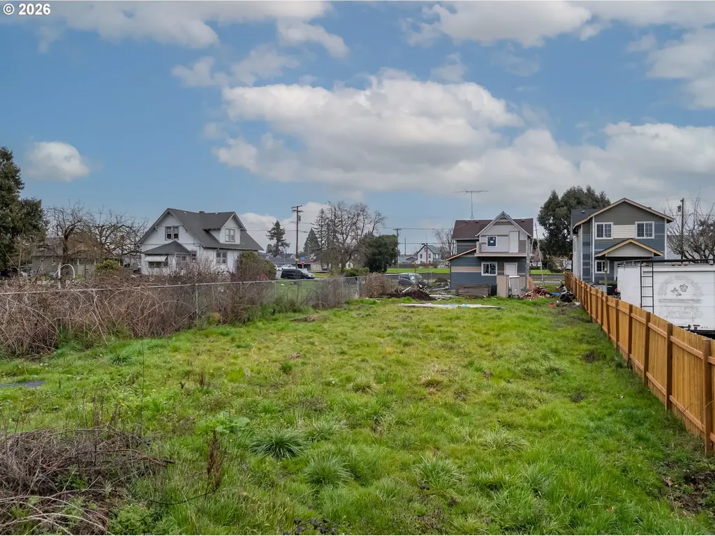 Lot 9 Marion Court Mt. Angel OR 97362