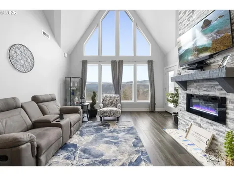 1141 Cedar Falls Road Washougal WA 98671