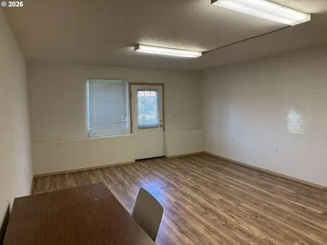 8728 SE Division Street Portland OR 97266