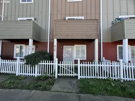 8728 SE Division Street Portland OR 97266