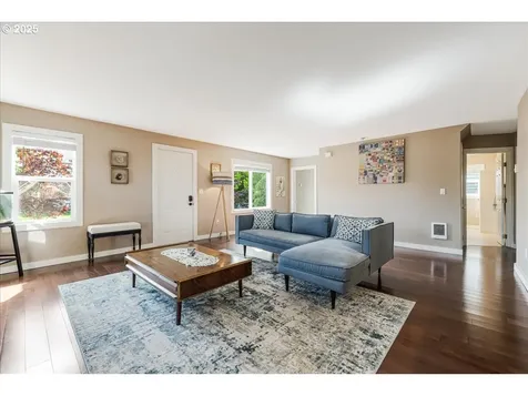1333 NE Kirby Street Mcminnville OR 97128