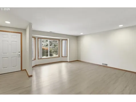 376 NW Jason Court Hillsboro OR 97124