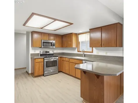 376 NW Jason Court Hillsboro OR 97124