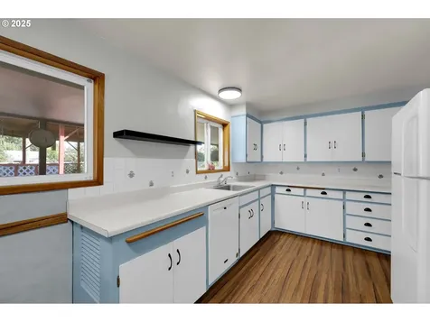 627 Archie Street Eugene OR 97402