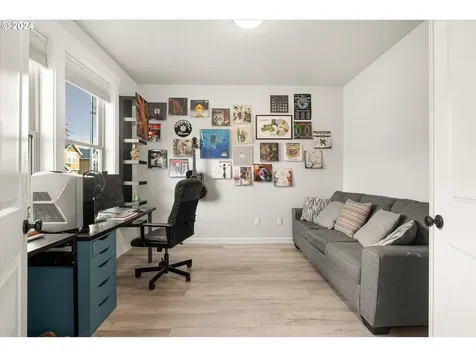 12742 Jessie Avenue Oregon City OR 97045