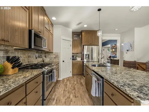 12742 Jessie Avenue Oregon City OR 97045