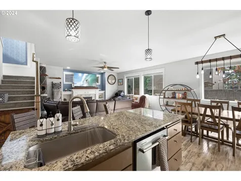 12742 Jessie Avenue Oregon City OR 97045