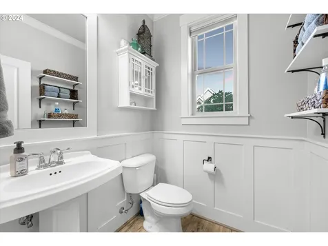 12742 Jessie Avenue Oregon City OR 97045
