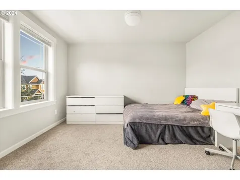 12742 Jessie Avenue Oregon City OR 97045