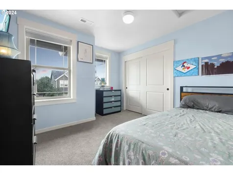 12742 Jessie Avenue Oregon City OR 97045
