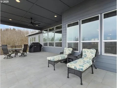 690 Sommerset Road Woodland WA 98674