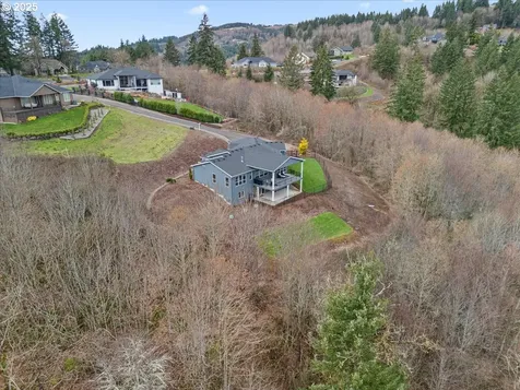 690 Sommerset Road Woodland WA 98674