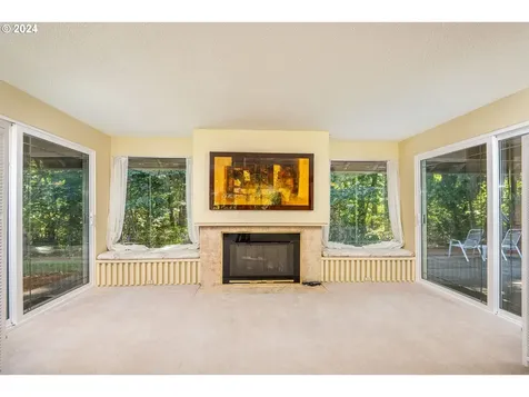 804 NE 174th Avenue Portland OR 97230