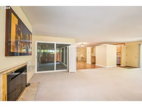 804 NE 174th Avenue Portland OR 97230