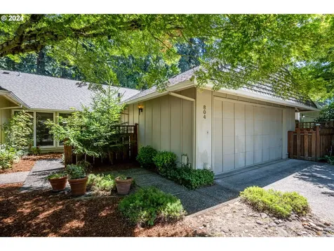804 NE 174th Avenue Portland OR 97230