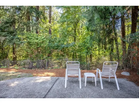 804 NE 174th Avenue Portland OR 97230