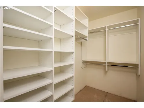804 NE 174th Avenue Portland OR 97230