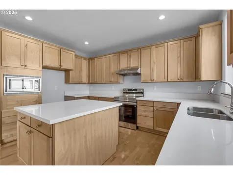 13007 SE Raymond Court Portland OR 97236