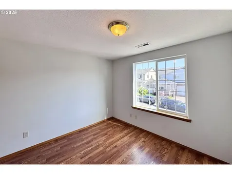 13007 SE Raymond Court Portland OR 97236