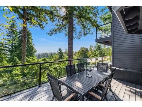 9 Hidalgo Street Lake Oswego OR 97035