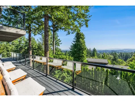 9 Hidalgo Street Lake Oswego OR 97035