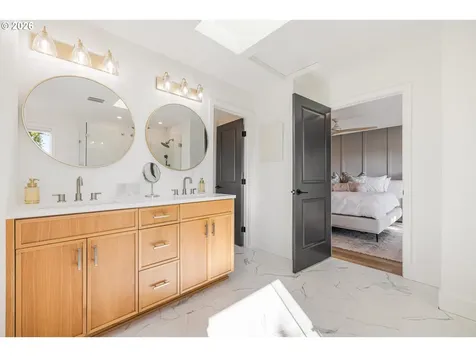 9 Hidalgo Street Lake Oswego OR 97035