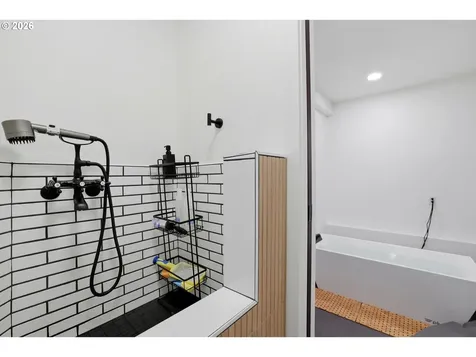 9 Hidalgo Street Lake Oswego OR 97035