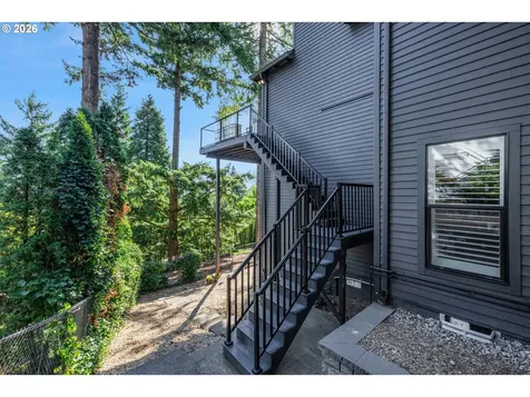 9 Hidalgo Street Lake Oswego OR 97035