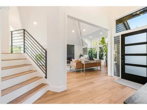 9 Hidalgo Street Lake Oswego OR 97035