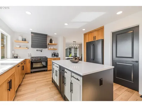 9 Hidalgo Street Lake Oswego OR 97035