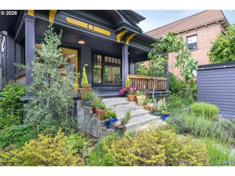 2935 SE Yamhill Street Portland OR 97214