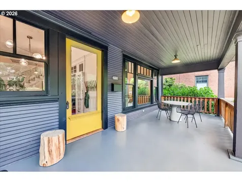 2935 SE Yamhill Street Portland OR 97214