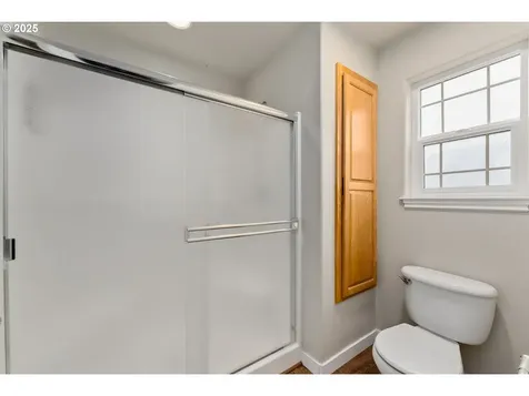 459 SE Oakbriar Avenue Roseburg OR 97470