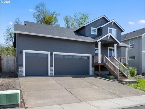 1298 NE Moore Avenue Estacada OR 97023
