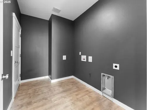 1298 NE Moore Avenue Estacada OR 97023