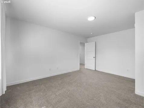 1298 NE Moore Avenue Estacada OR 97023