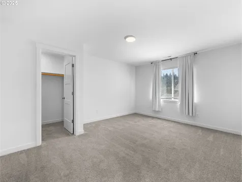 1298 NE Moore Avenue Estacada OR 97023