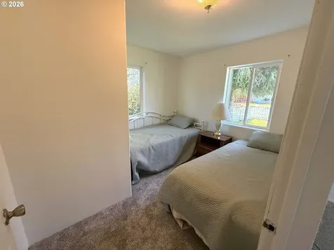 584 Exchange Street North Bend OR 97459