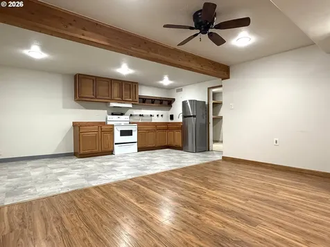584 Exchange Street North Bend OR 97459