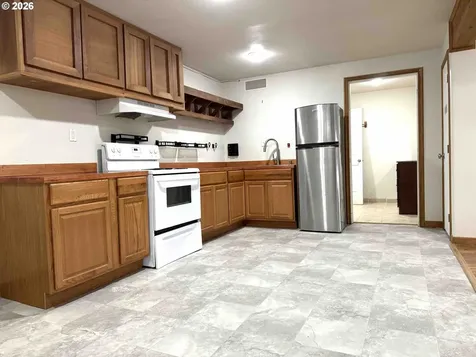 584 Exchange Street North Bend OR 97459