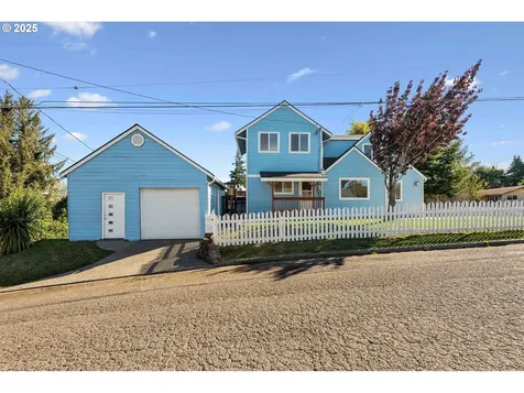 584 Exchange Street North Bend OR 97459