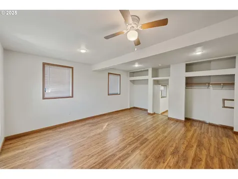 584 Exchange Street North Bend OR 97459