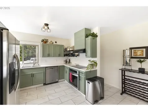 1336 NE Evans Street Mcminnville OR 97128
