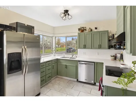1336 NE Evans Street Mcminnville OR 97128