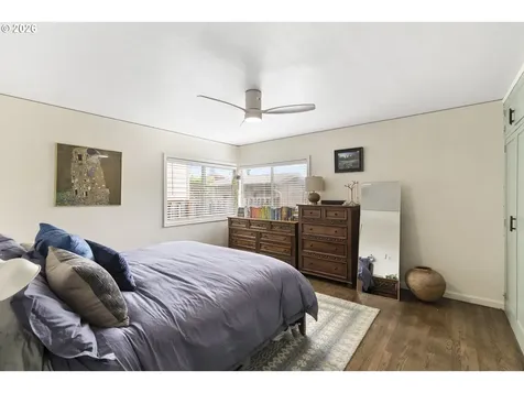 1336 NE Evans Street Mcminnville OR 97128