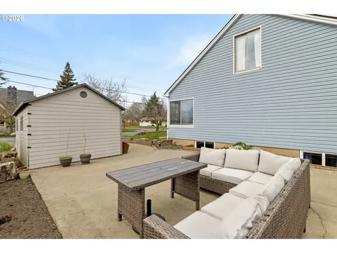 1336 NE Evans Street Mcminnville OR 97128
