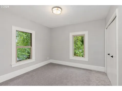 9605 N Hodge Avenue Portland OR 97203
